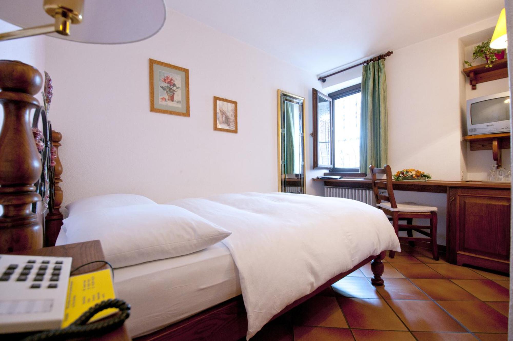 Albergo Ristorante Della Posta Morcote Exterior foto